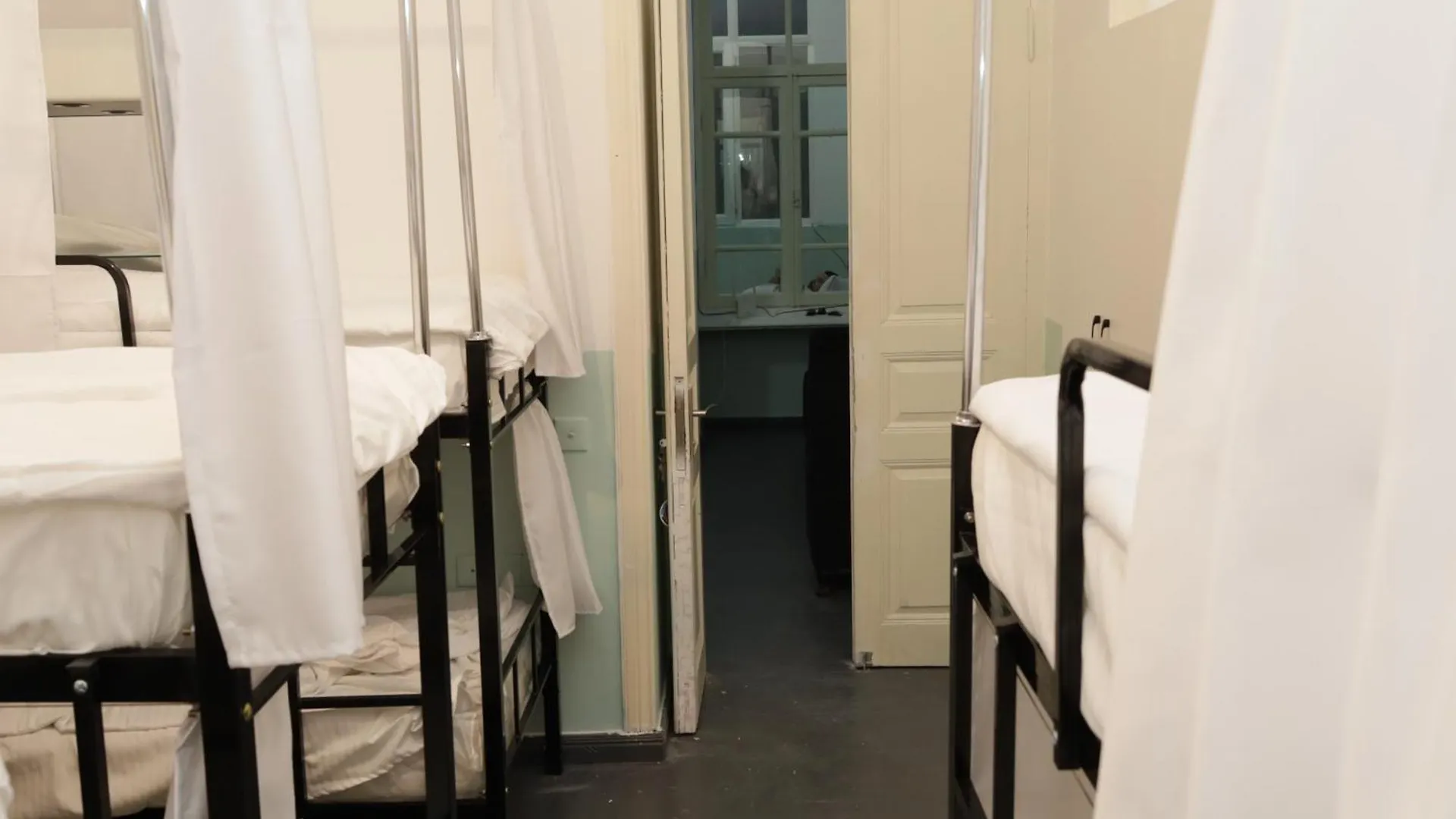Baku Flame Hostel
